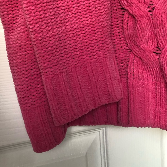 American Eagle Pullover Hot Pink Knit Crewneck Sweater Size M - Picture 6 of 14